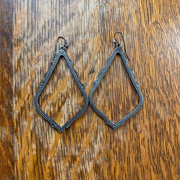 Kendra Earrings - Picture 1 of 1